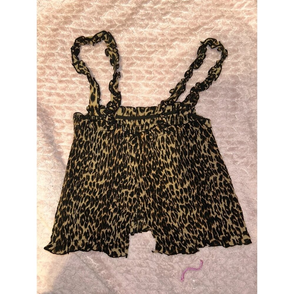 Leopard print crop top